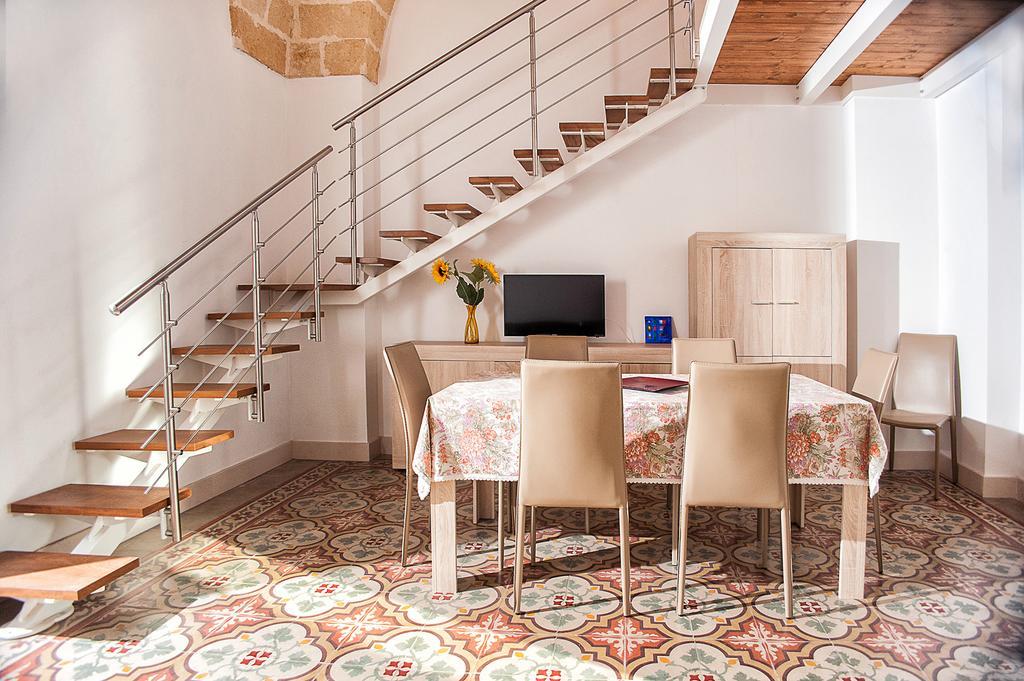 Casa Via Dante Apartman Leverano Kültér fotó